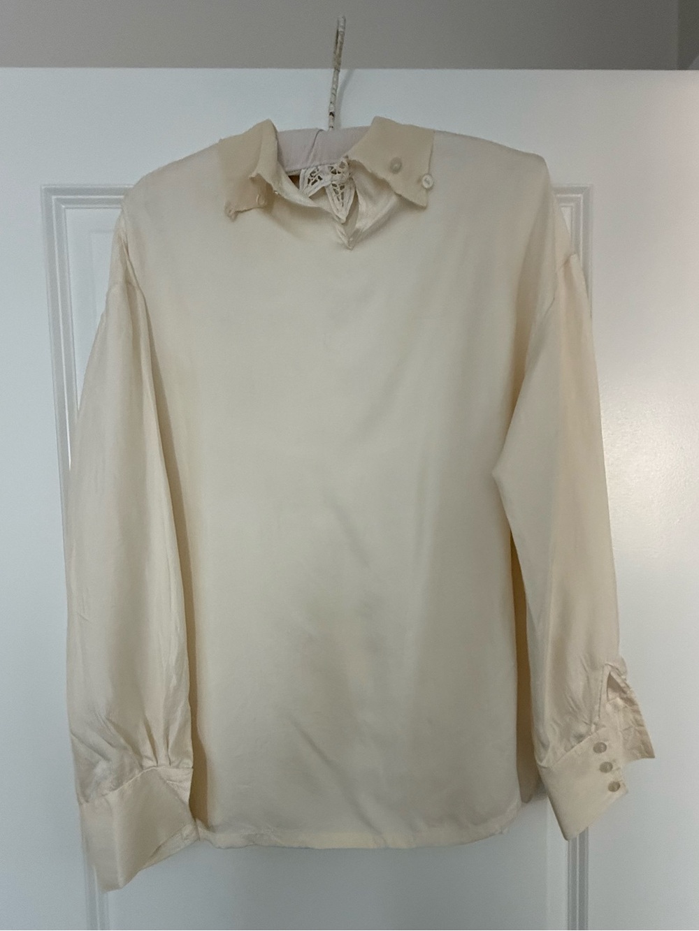 Vintage silk blouse - Picture 2 of 7